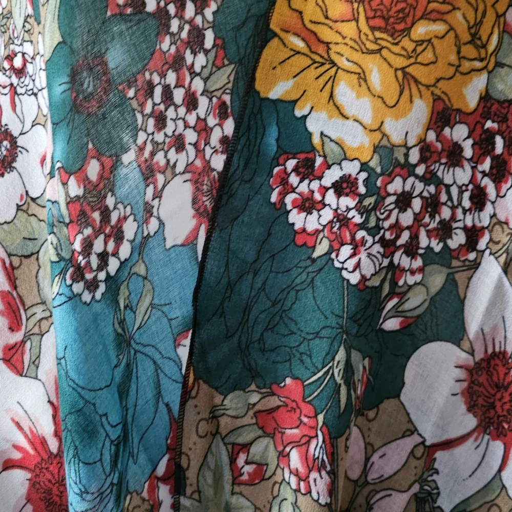 Floral Patterned Kimono - Picture 2 of 4
